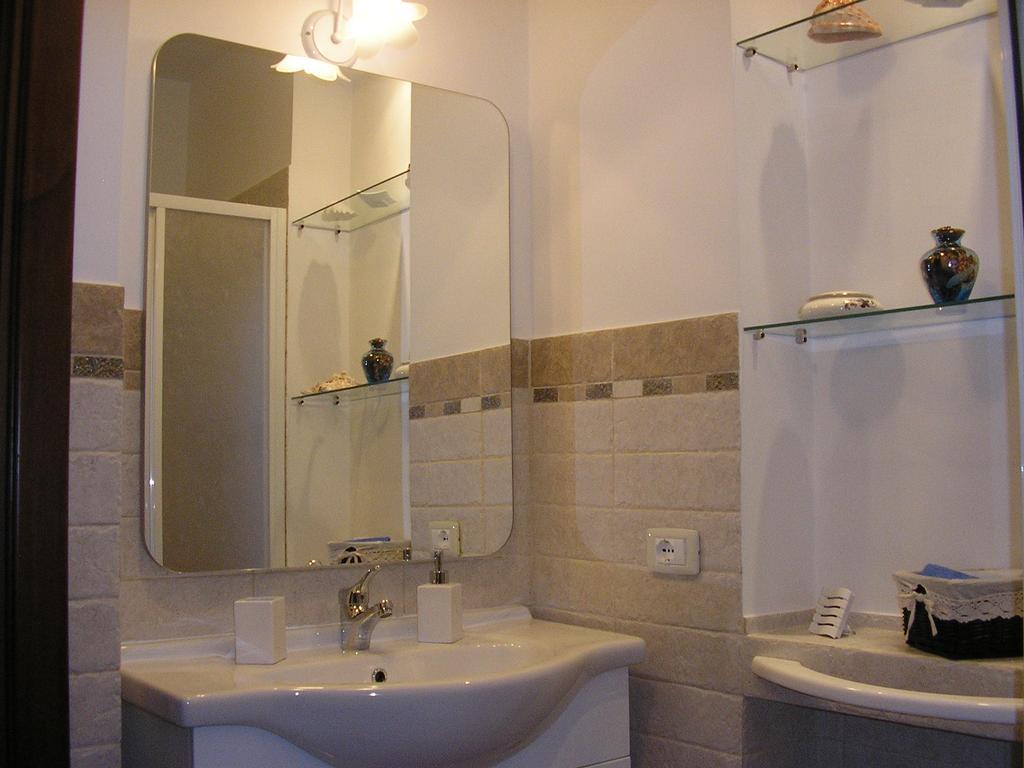 Bed and Breakfast Al Vecchio Olivo Фраскати Номер фото